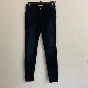Levi’s dark blue 710 super skinny